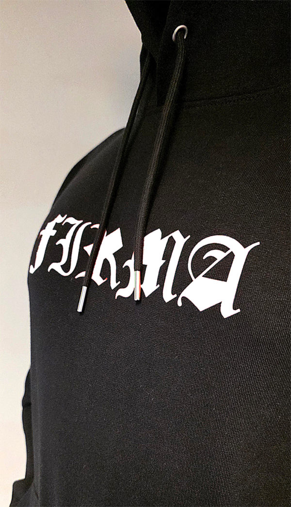 Bluza jp firma kaptur czerwony detal2 Bluza FIRMA JP Biała Kaptur PRZECIWKO KUREST** I UPADKOWI ZASAD PRZEDSPRZEDAŻ
