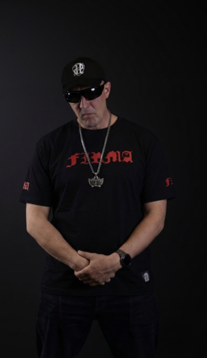 T-shirt FIRMA RED  STYLE PRZECIWKO KUREST** I UPADKOWI ZASAD