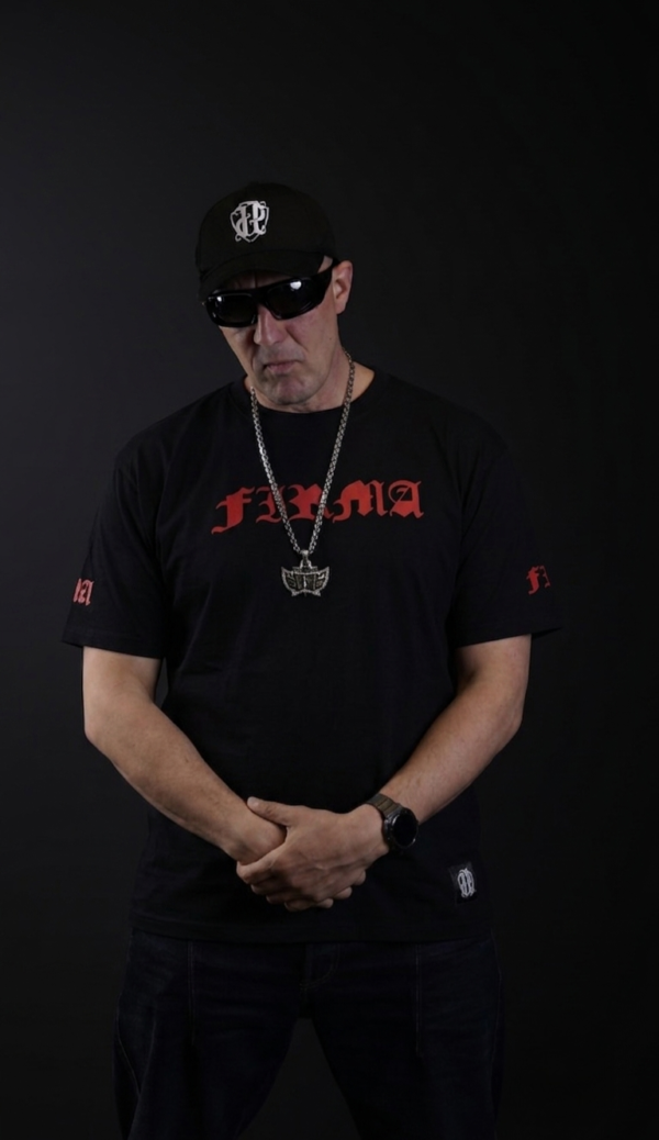 T-shirt FIRMA RED  STYLE PRZECIWKO KUREST** I UPADKOWI ZASAD